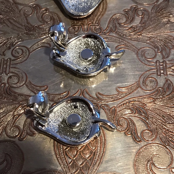 Sarah Coventry Strawberry Ice Pin Brooch And Earring Set Vintage - Picture 4 of 5